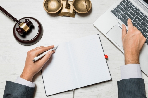 注册公司签字图片